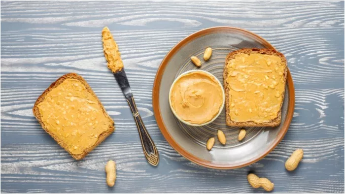 Peanut Butter: जानें पीनट बटर के फायदे और नुकसान