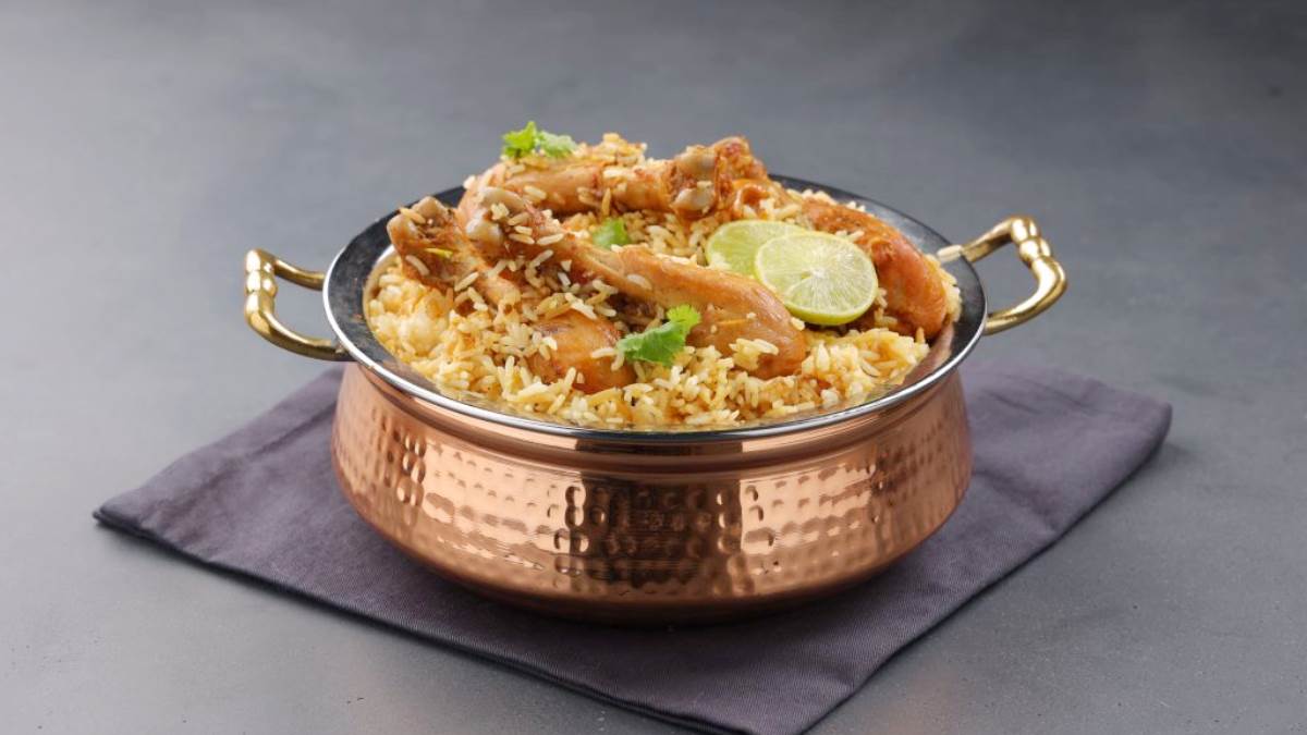 https://www.jagranimages.com/images/newimg/15062023/15_06_2023-biryani_handi_23442120.jpg