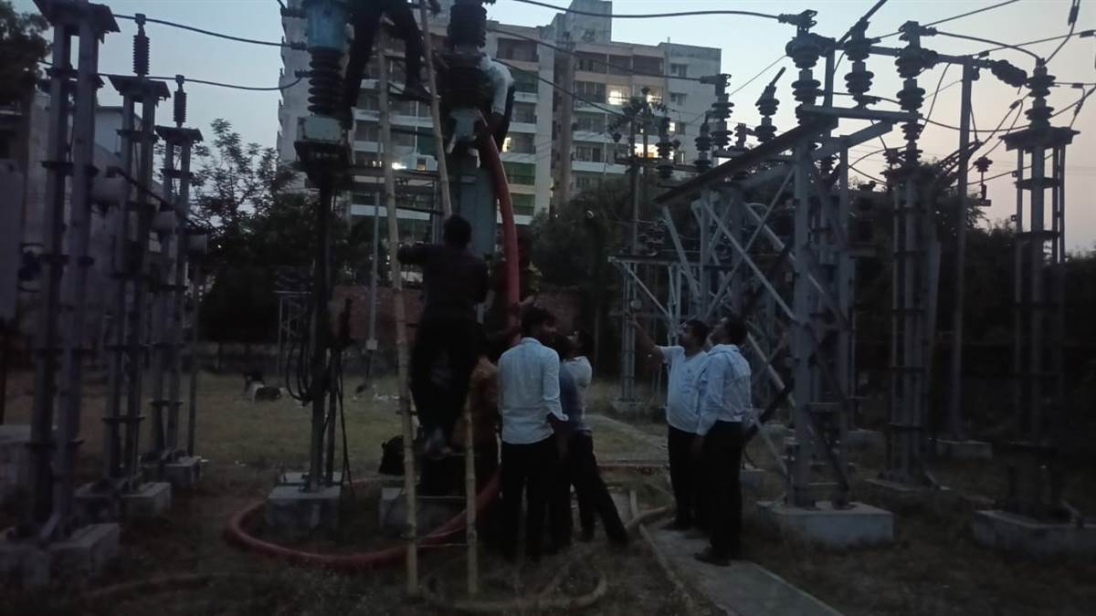 varanasi news power cuts plague varanasi residents amidst scorching summer