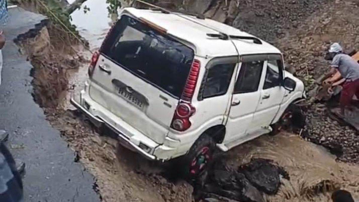 kishanganj news road collapse disrupts traffic after first monsoon rain