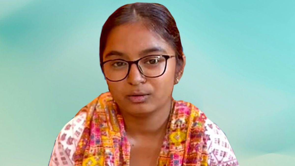https://www.jagranimages.com/images/newimg/15062025/15_06_2025-murdered_sarpanch_daughter_clears_neet_23964869.jpg