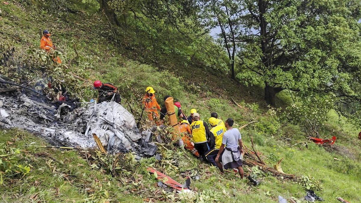 https://www.jagranimages.com/images/newimg/15062025/15_06_2025-uttarakhand_helicopter_crash_23964901.jpg