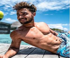 आयुष शर्मा ने सलमान खान की बहन अर्पिता खान से शादी की हैl