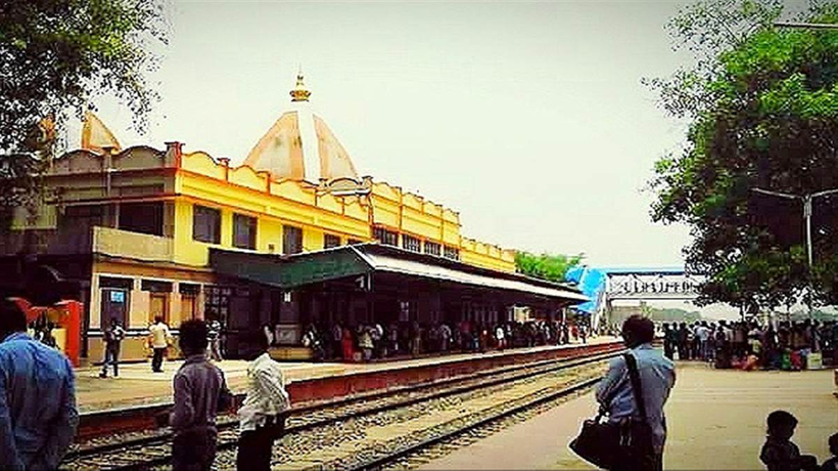 श्रावणी मेला में कांवरियों को विशेष तोहफा सुल्‍तानगंज रेलवे स्‍टेशन पर कई  ट्रेनों का ठहराव देखिए पूरी लिस्‍ट - Indian Railways, IRCTC : Special gift  to Kanwariyas ...