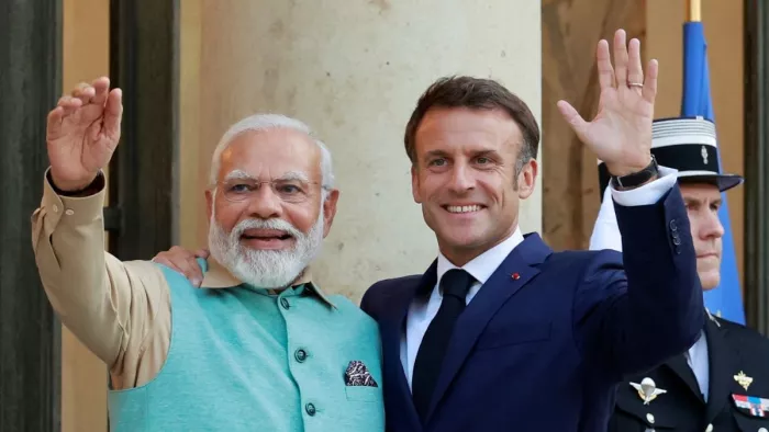 भारत और फ्रांस ने शुक्रवार को रक्षा सहयोग परियोजनाओं की घोषणा की।
