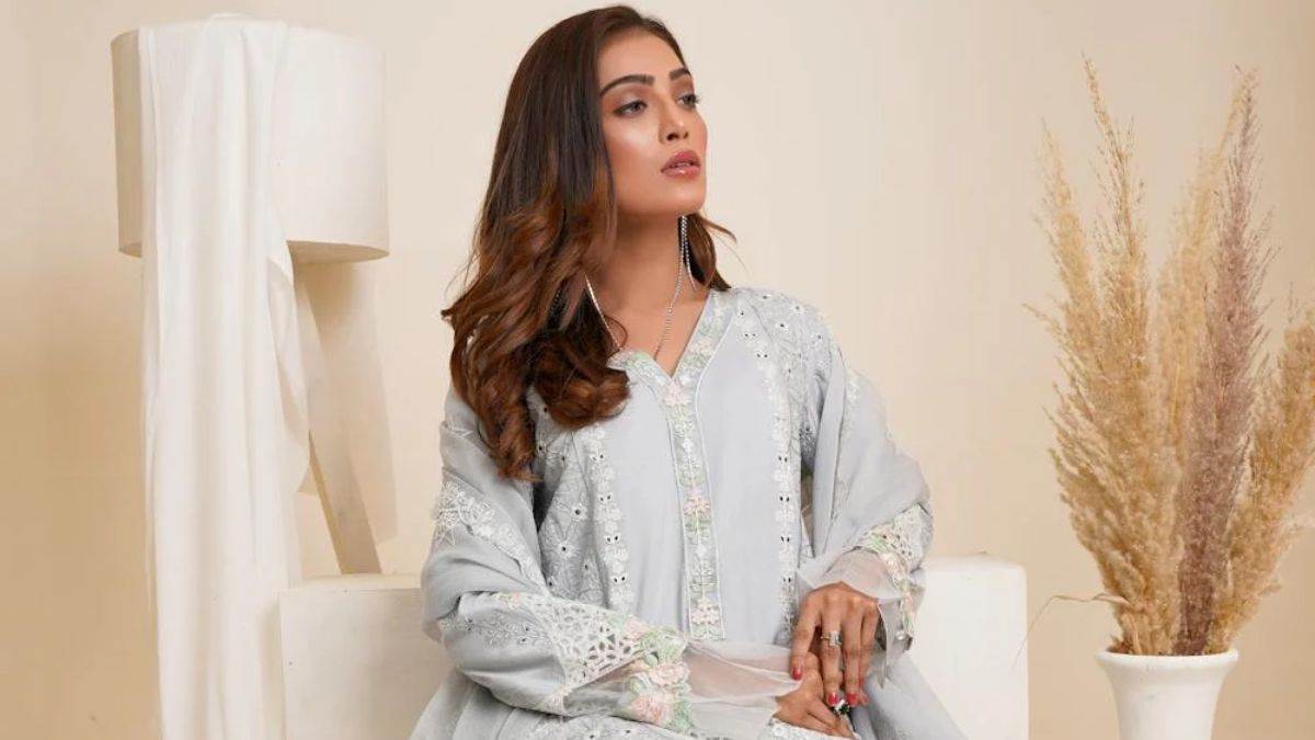 best selling blue chikankari kurta for women look trendy and stylish