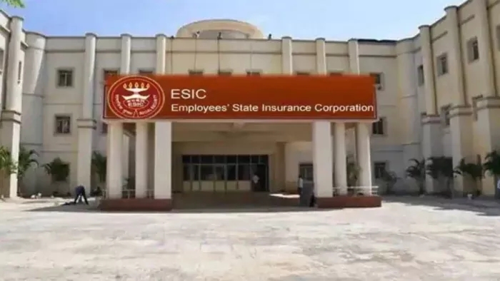 10 से ज्यादा कर्मचारियों वाली कंपनियों को ESIC से जुड़ना है आनिवार्य (फाइल फोटो)