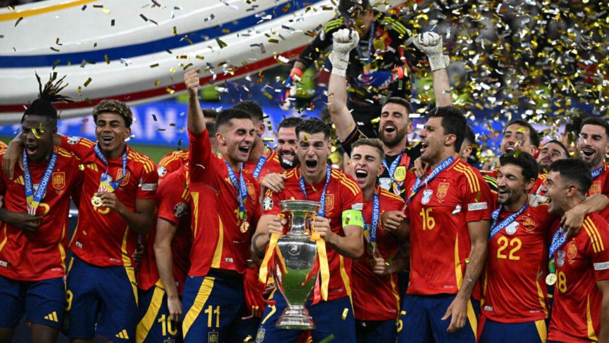 https://www.jagranimages.com/images/newimg/15072024/15_07_2024-euro_cup_2024_winner_23758654.jpg