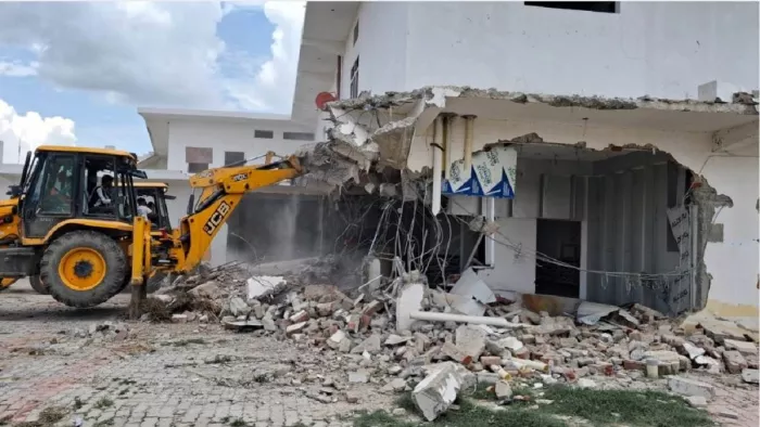 फरीदाबाद में ग्रीन बेल्ट पर बने 35 धार्मिक स्थलों पर चलेगा बुलडोजर। जागरण