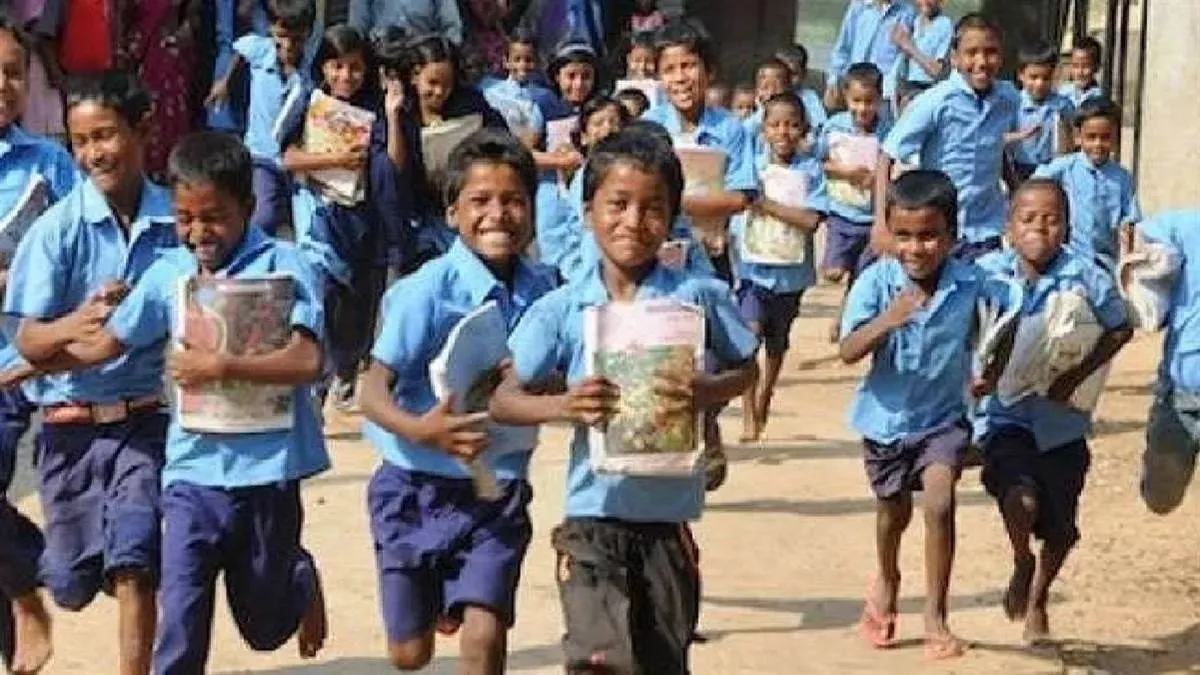 सीतापुर को मिला शिक्षा का तोहफा! महोली में बनेगा 25 करोड़ का मुख्यमंत्री मॉडल कंपोजिट विद्यालय