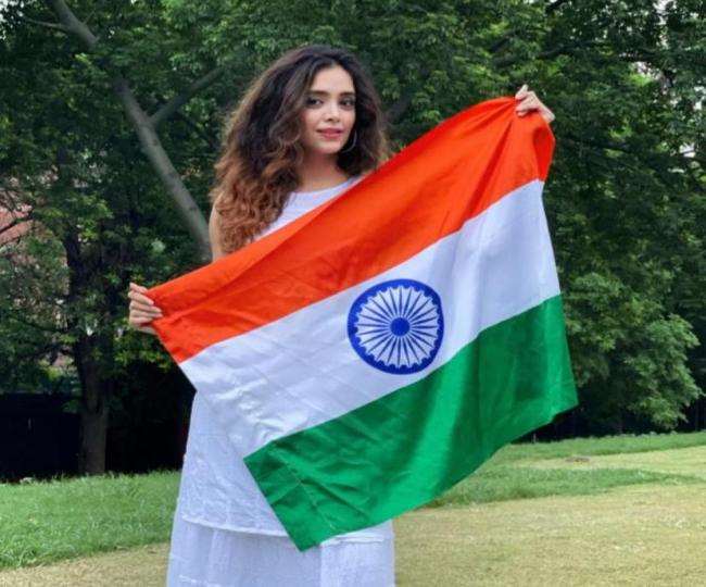 मध्य प्रदेश के इंदौर की रहने वाली 25 वर्षीय दीपिका।