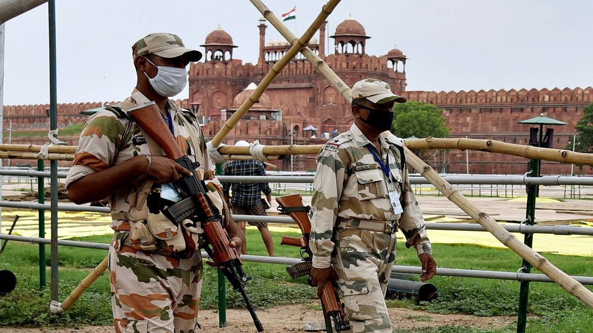 Independence Day: अभेद्य किले में तब्दील हुई दिल्ली, चप्पे-चप्पे पर सुरक्षा चाक-चौबंद