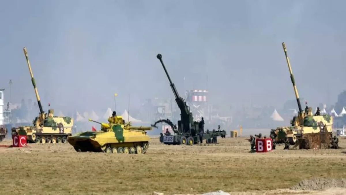 Howitzer ATAGS: स्वतंत्रता दिवस में गरजी होवित्जर तोप ATAGS, जानें क्‍या है इसकी मारक क्षमता, बेचैन हुए पड़ोसी मुल्‍क