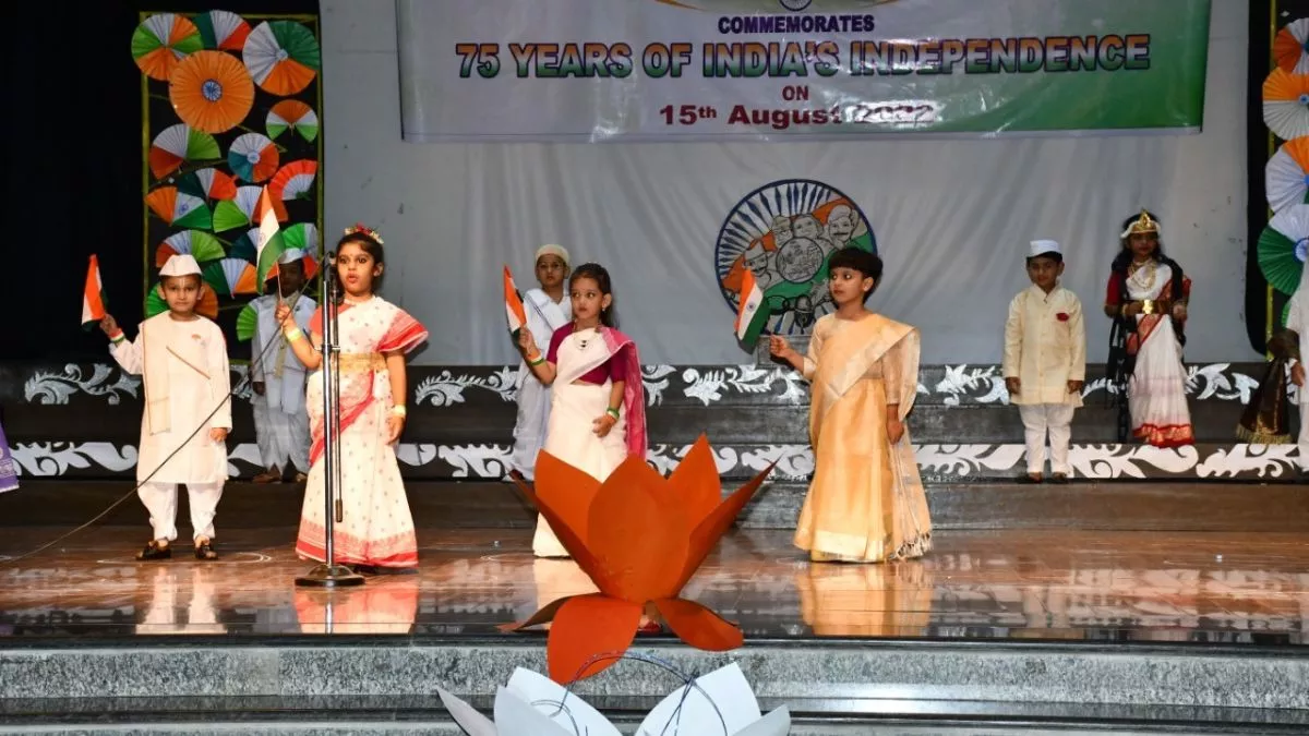 Independence Day 2022: रांची के स्कूलों में हर्षोल्लास के साथ मनाया गया स्वतंत्रता दिवस... भारत माता की जय के नारों से गूंजा विद्यालय का प्रांगण