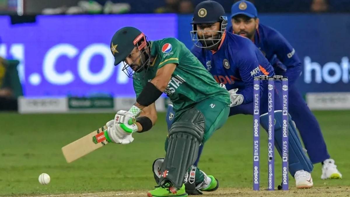 भारत और पाकिस्तान के बीच मैच की तस्वीर