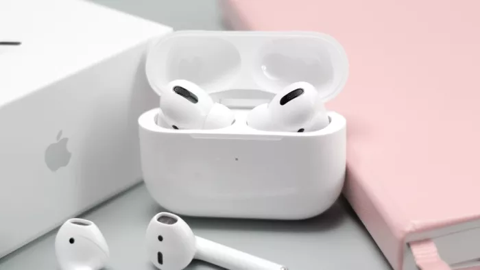 iPhone के बाद अब Airpods भी होंगे मेड इन इंडिया