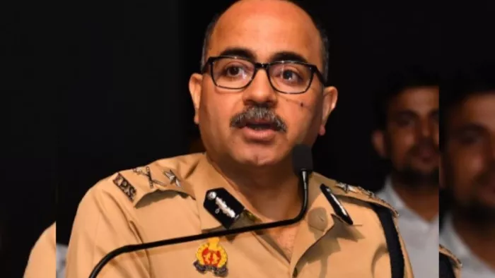 पुलिस कमिश्नर अजय कुमार मिश्र को शौर्य के लिए मिला स्वर्ण पदक
