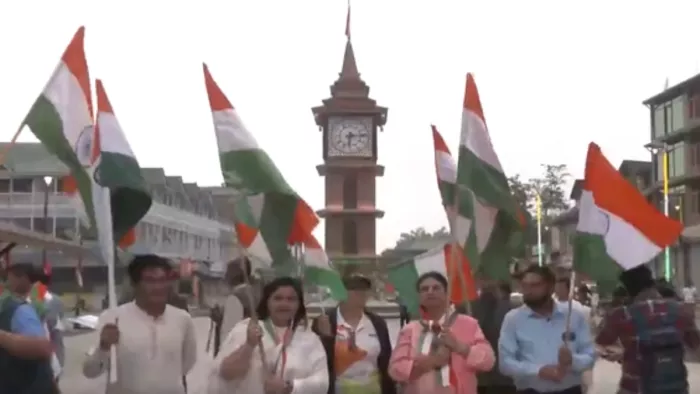 स्वतंत्रता दिवस 2023: श्रीनगर के लाल चौक पर शान से लहराया तिरंगा