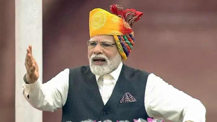 लाल किले की प्राचीर से 77वें स्वतंत्रता दिवस पर राष्ट्र को संबोधित करते हुए प्रधानमंत्री मोदी। (फोटो- एएनआई)