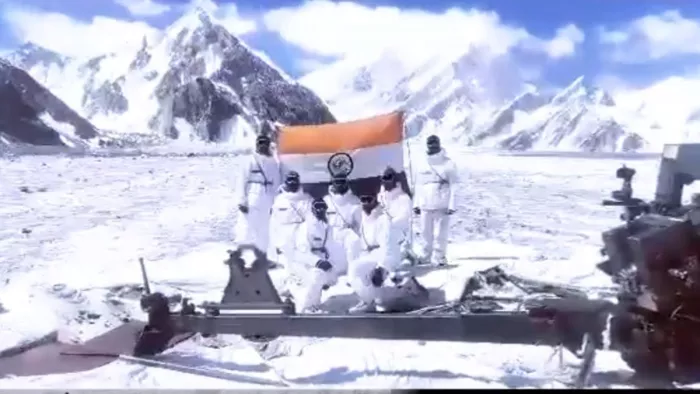 ''भारत माता की जय'' के नारों से गूंजा विश्व का सबसे ऊंचा युद्ध स्थल सियाचिन