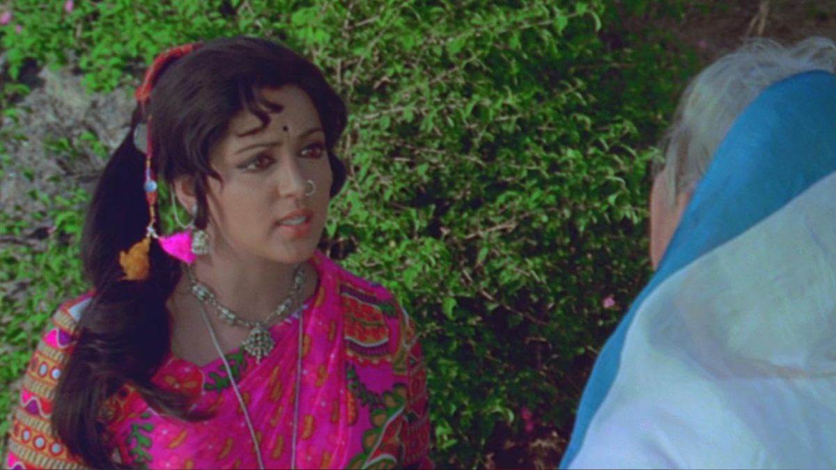 https://www.jagranimages.com/images/newimg/15082025/15_08_2025-hema_malini_5_24014171.jpg