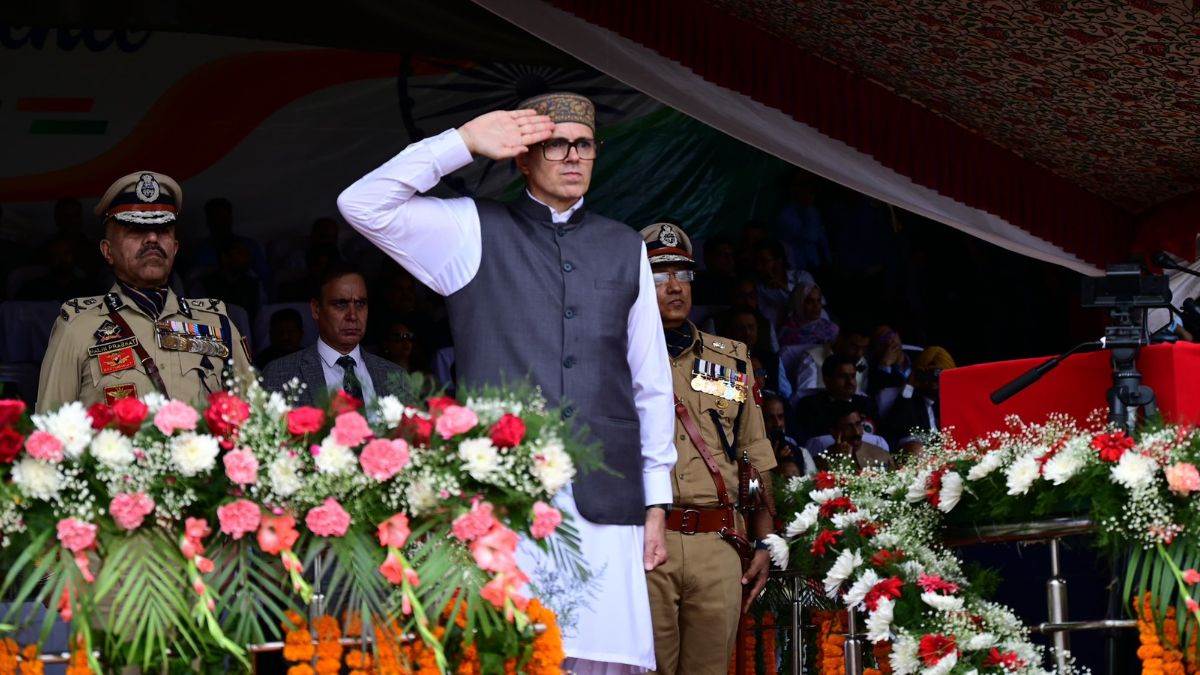 https://www.jagranimages.com/images/newimg/15082025/15_08_2025-omar_abdullah_49_24014108.jpg