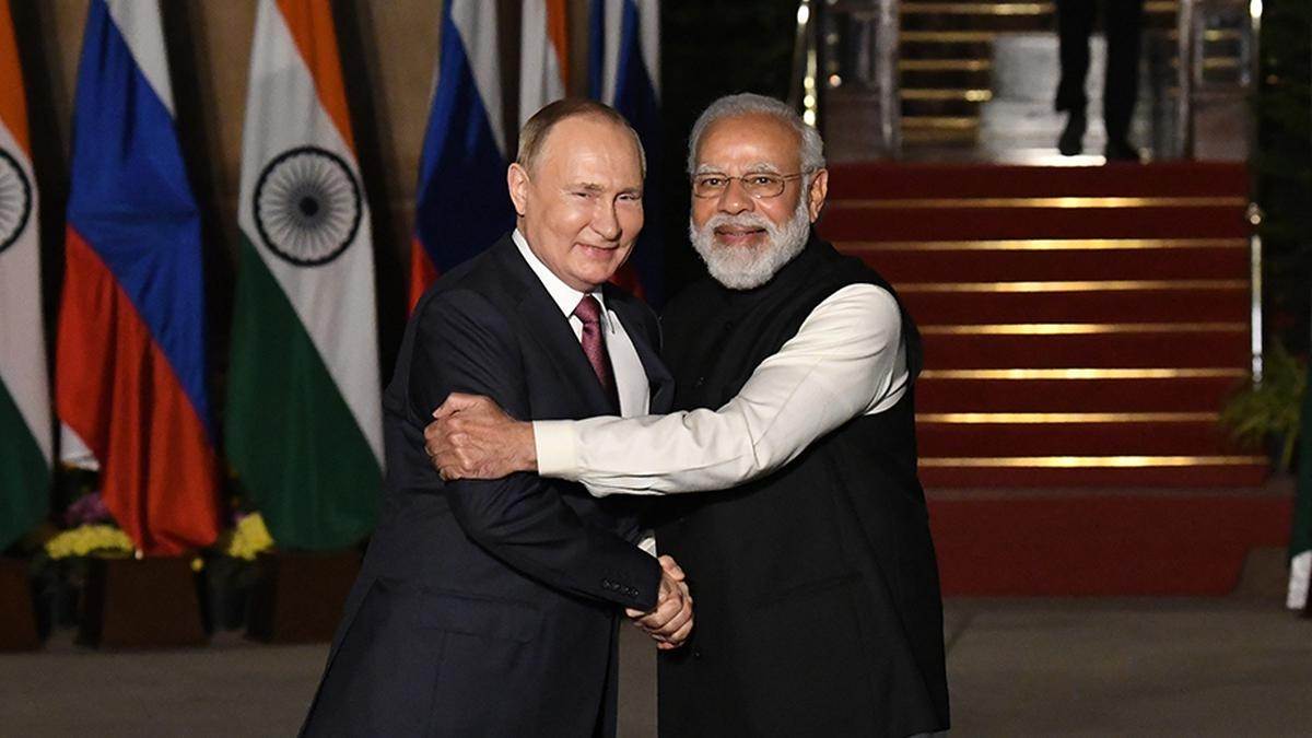 https://www.jagranimages.com/images/newimg/15082025/15_08_2025-pm_modi_putin_24014029.jpg
