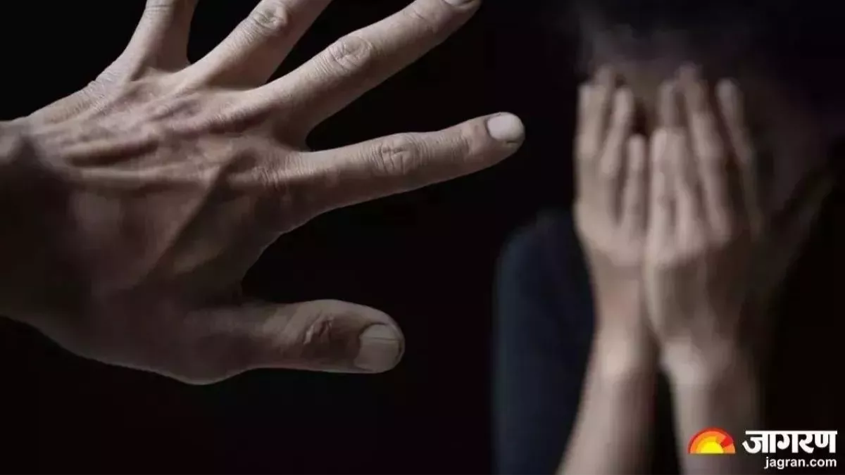 बलिया में हैवानियत: दुकान में बुलाकर नौ वर्षीय बच्चे के साथ किया कुकर्म, रोते-रोते मां को बताई पूरी कहानी
