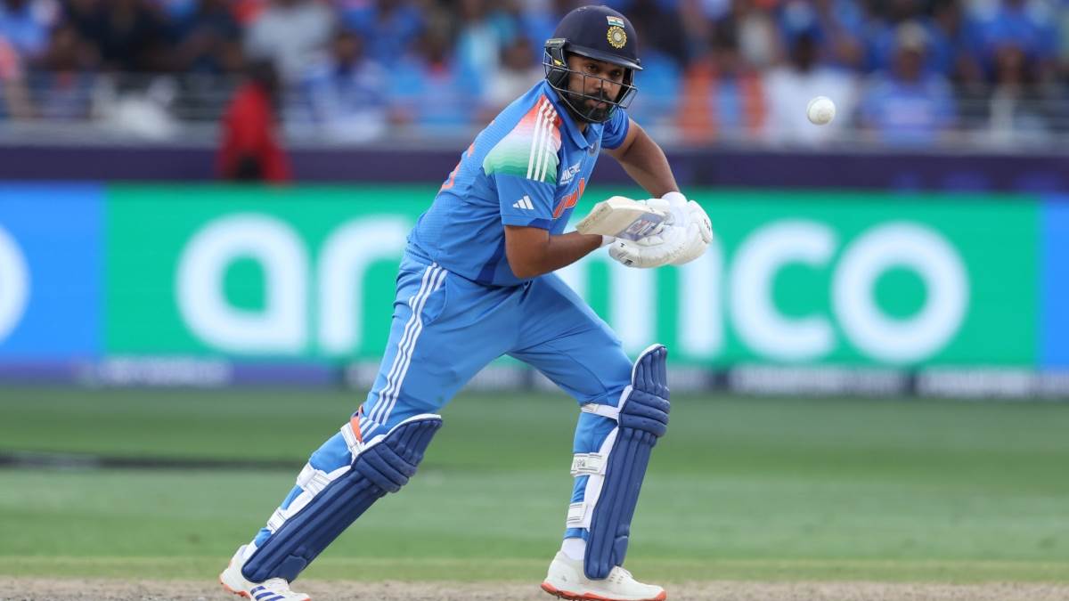 https://www.jagranimages.com/images/newimg/15082025/15_08_2025-rohit_sharma_on_retirement_24014202.jpg