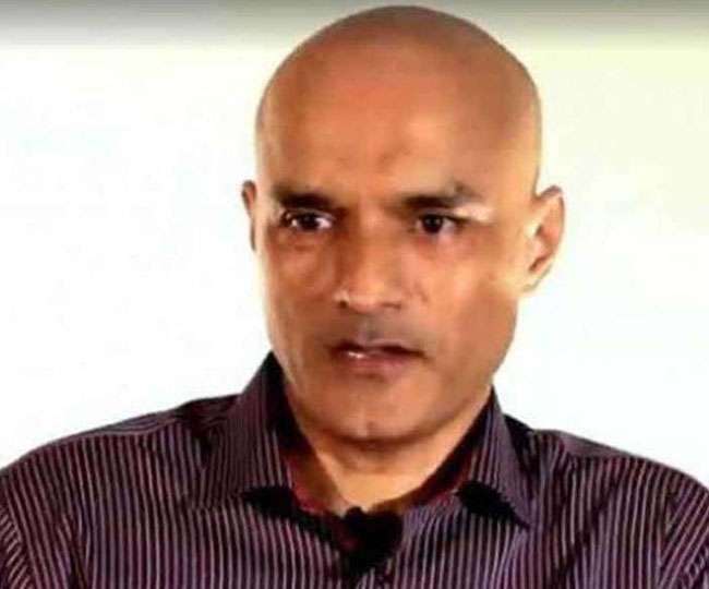 दबाव में पाकिस्तान, जाधव को मिलेगा अपील का मौका; अध्यादेश की अवधि चार महीने बढ़ाई गई