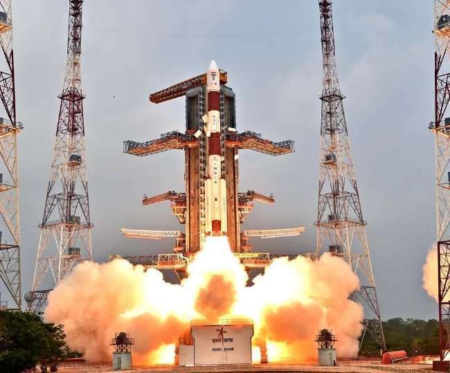 भारत के गगनयान मिशन को वर्ष 2022 के अंत या वर्ष 2023 की शुरुआत में भेजे जाने की संभावना है।