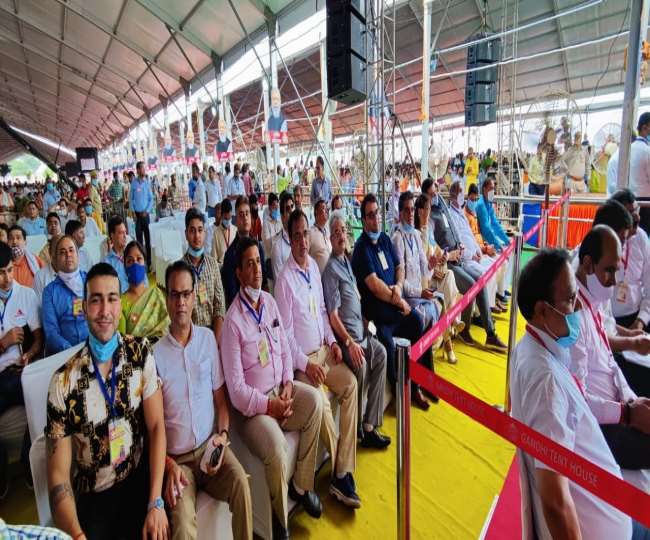 दीप एक्सप्लो लिमिटेड सहित अन्य कंपनियों ने भी फैक्ट्री निर्माण के लिए तैयारियां शुरू कर दी हैं।