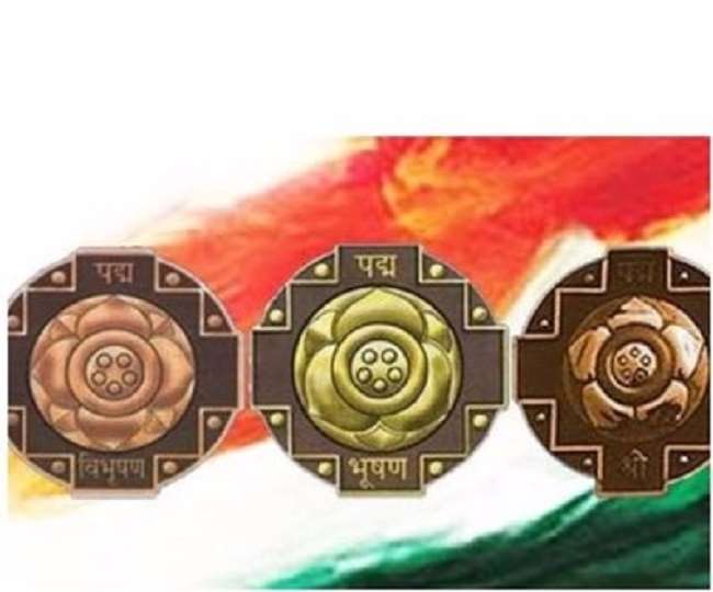 पद्म पुरस्कारों के लिए नामांकन की अंतिम तिथि 15 सितंबर, 2021 है।