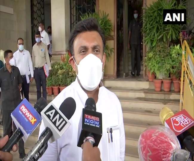 कर्नाटक: स्वास्थ्य मंत्री सुधाकर बोले- बड़ा रक्तदान व टीकाकरण अभियान के साथ मनाएंगे पीएम मोदी का जन्मदिन