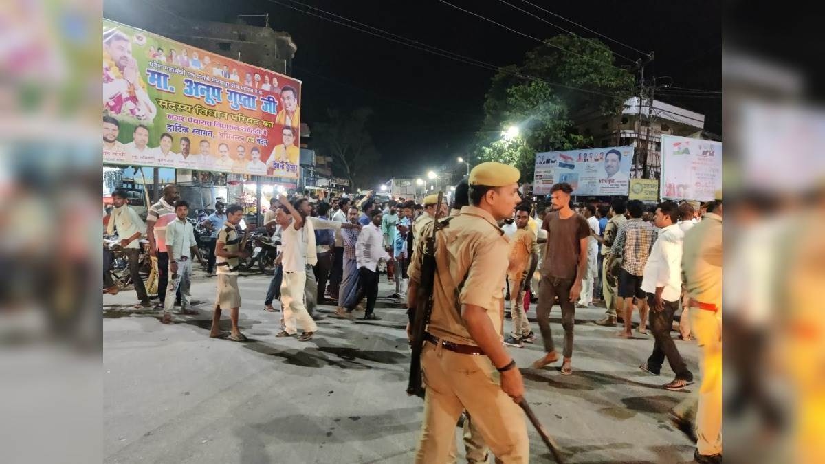 Lakhimpur Case: सामूहिक दुष्कर्म के बाद रस्सी से गला कसकर की गई थी सगी बहनों की हत्या, पोस्टमार्टम रिपोर्ट में हुआ खुलासा - Vimarsana News