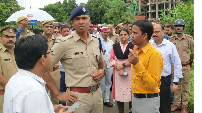 Lakhimpur Case: दो बहनों की हत्या में लखीमपुर के एसपी से जवाब तलब।