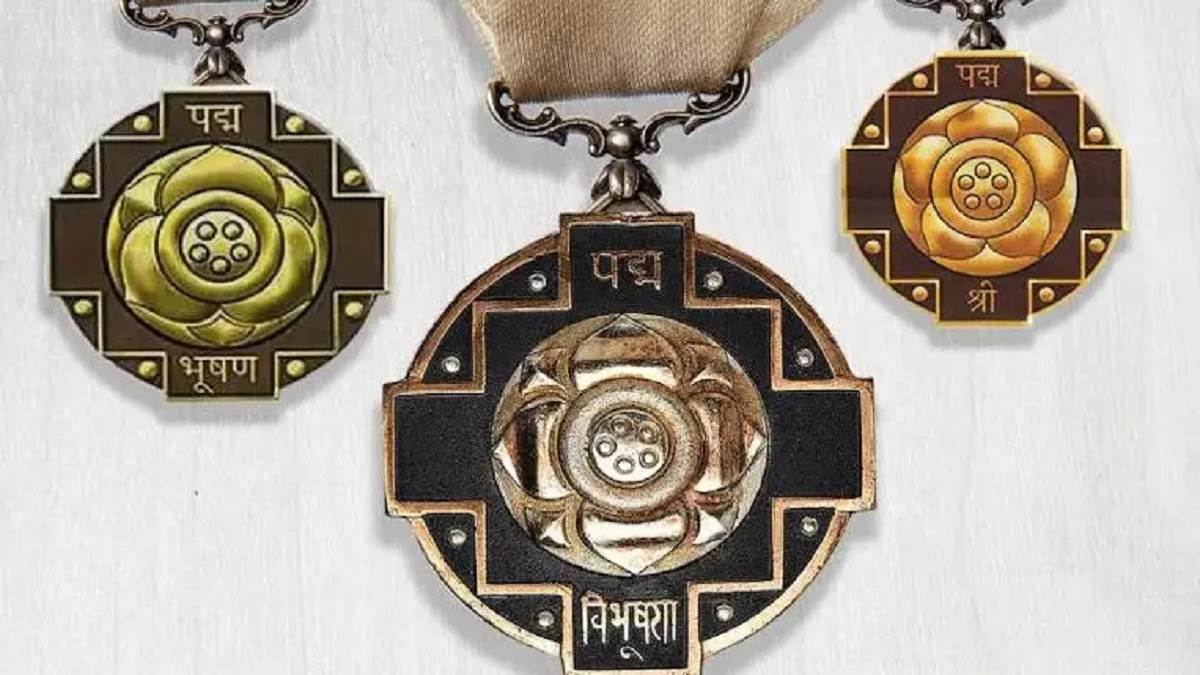 https://www.jagranimages.com/images/newimg/15092022/15_09_2022-padma_award_23071367.jpg