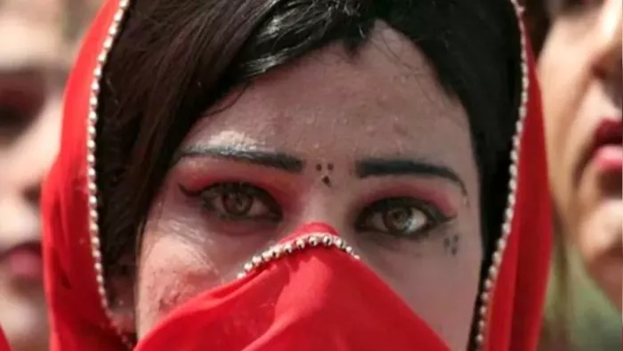 झारखंड में ओबीसी कोटे से किन्नरों के लिए आरक्षण के फैसले पर हंगामा।