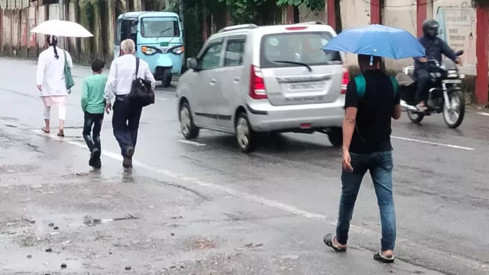 Dehradun Weather Today: दून में झमाझमा वर्षा से जलभराव