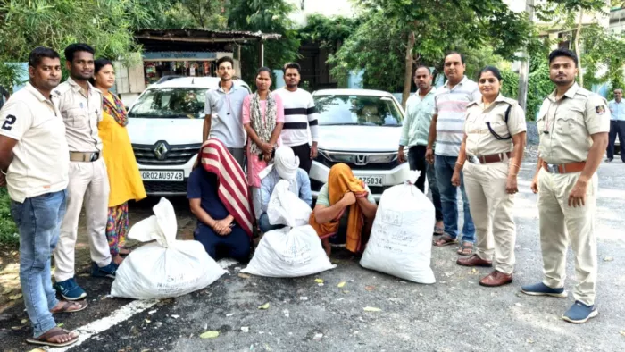 ओडिशा में आबकारी विभाग की बड़ी कार्रवाई, 50 किलो गांजे के साथ 3 गिरफ्तार