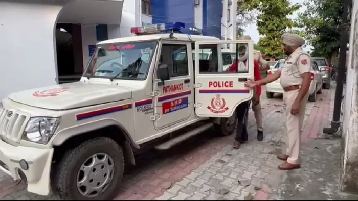 पठानकोट पुलिस ने किया ऑनलाइन धोखाधड़ी रैकेट का भंडाफोड़