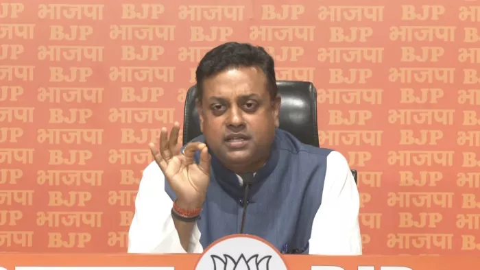 BJP प्रवक्ता संबित पात्रा ने अनंतनाग मुठभेड़ पर विपक्षी नेताओं के बयान पर साधा निशाना