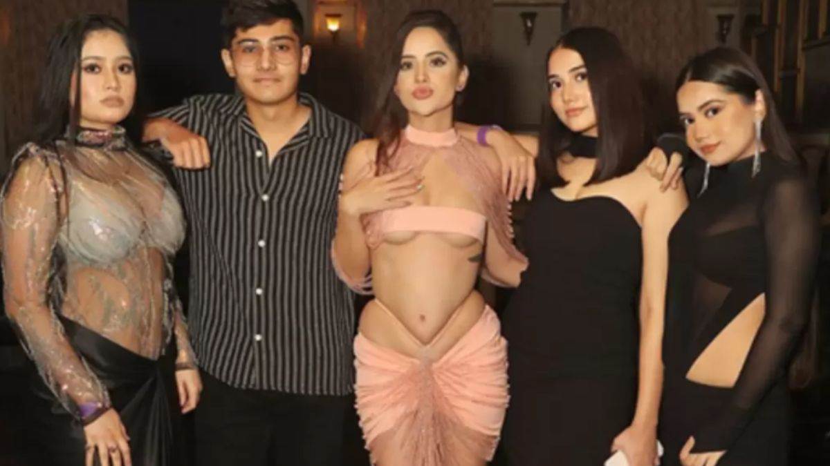 https://www.jagranimages.com/images/newimg/15092024/15_09_2024-bigg_boss_18_urfi_javed_sisters_23797476.jpg