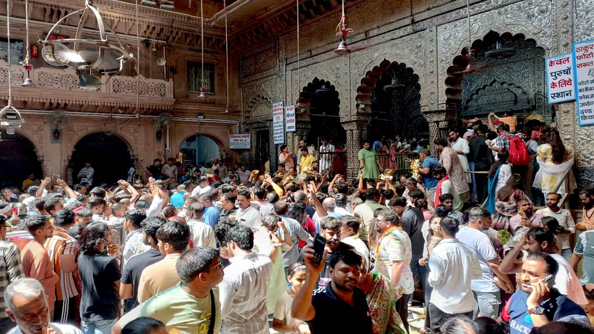 https://www.jagranimages.com/images/newimg/15092025/15_09_2025-14mth_1_14092025_453.jpg