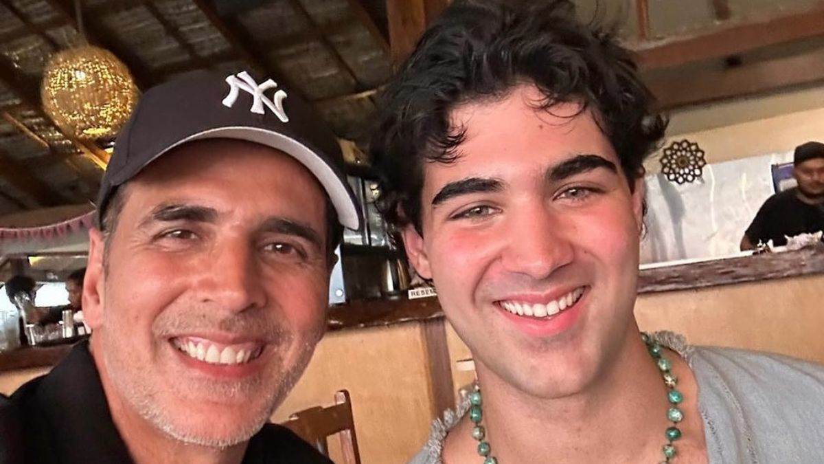 https://www.jagranimages.com/images/newimg/15092025/15_09_2025-akshay_kumar_and_son_24048067.jpg