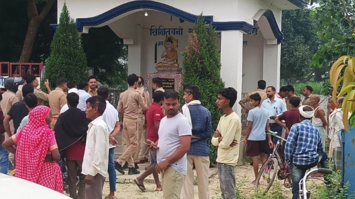 https://www.jagranimages.com/images/newimg/15092025/15_09_2025-ambedkar_nagar_news_1_24047807.jpg