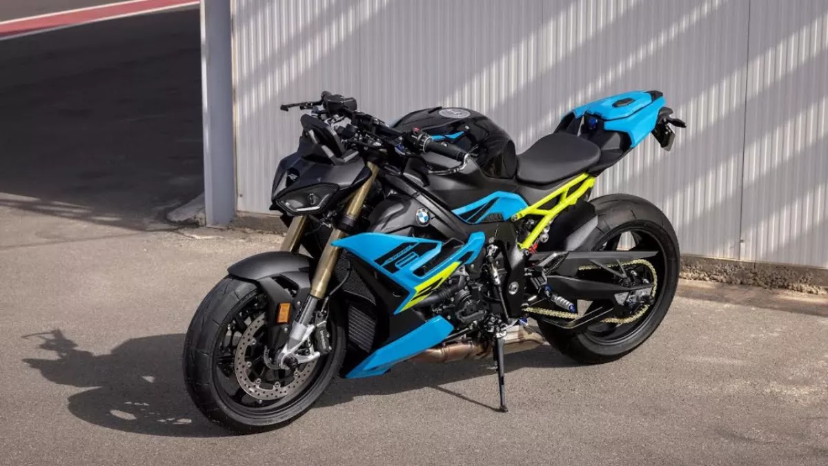 BMW S 1000 R हुई लॉन्च, 250 किलोमीटर की टॉप स्‍पीड के साथ मिलेंगे दमदार फीचर्स, कीमत जानकर हो जाएंगे हैरान