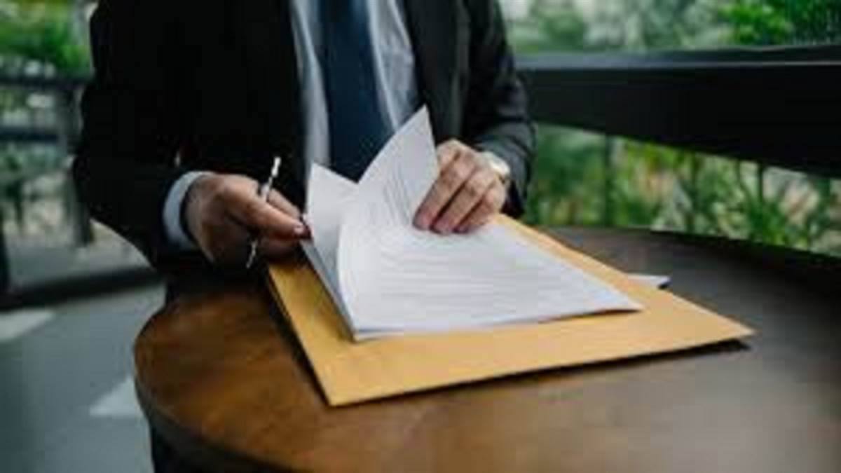 https://www.jagranimages.com/images/newimg/15092025/15_09_2025-certificate1_24048173.jpg