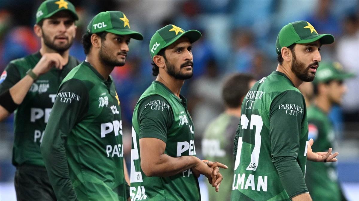 https://www.jagranimages.com/images/newimg/15092025/15_09_2025-no_handshake_ind_vs_pak_24047437.jpg