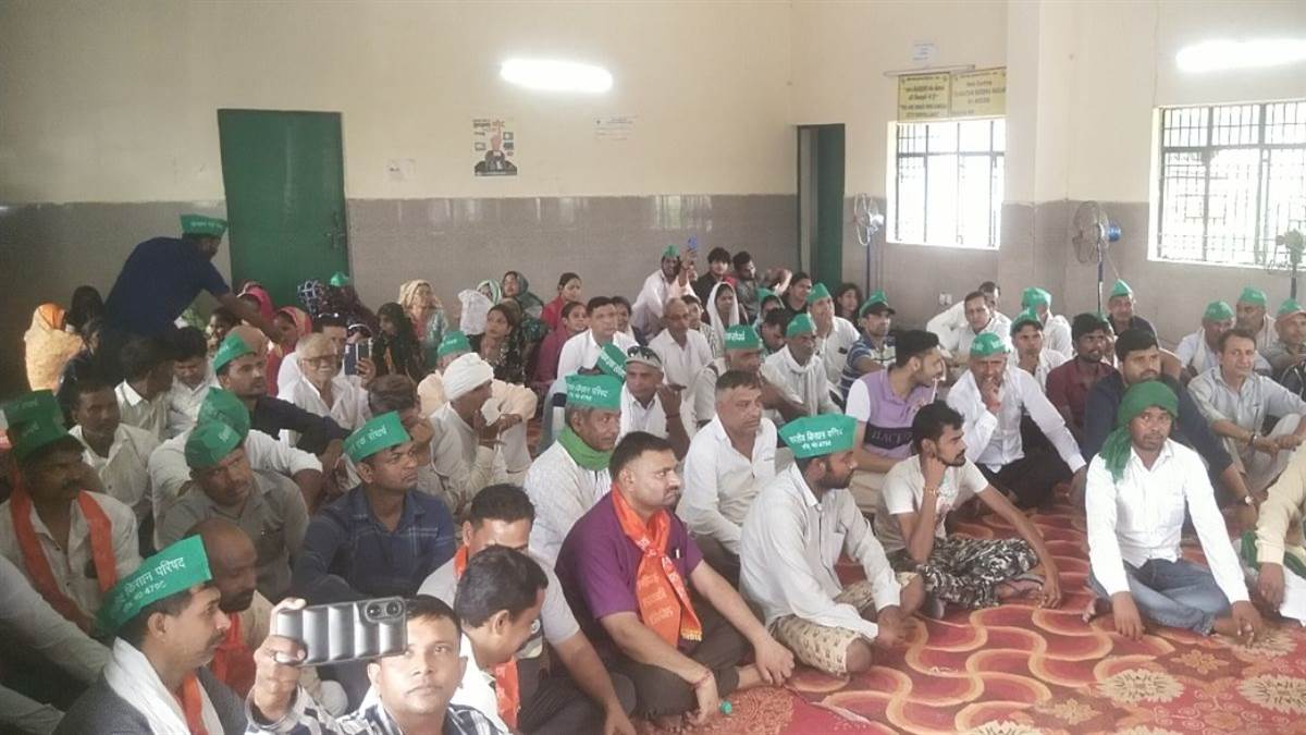 https://www.jagranimages.com/images/newimg/15092025/15_09_2025-noida_news_update_-_2025-09-15t102711.085_24047525.jpg
